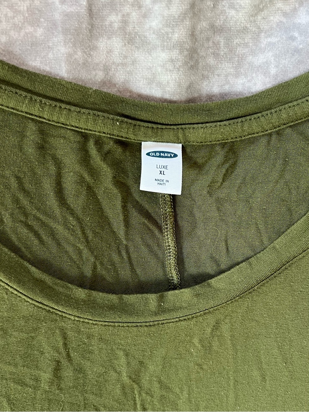 3 piece bundle of Old Navy tank tops - Picture 3 of 16